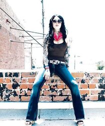 Kat Von D Sole Images