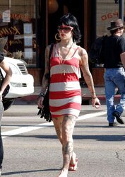 Kat Von D Sole Images