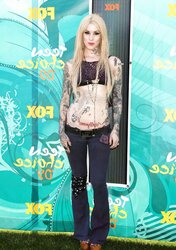 Kat Von D Sole Images