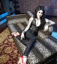 Kat Von D Sole Images