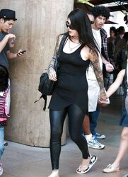 Kat Von D Sole Images