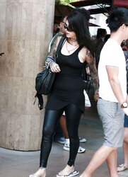 Kat Von D Sole Images