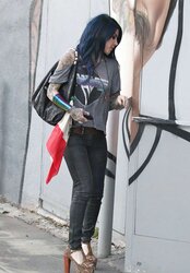 Kat Von D Sole Images