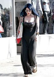 Kat Von D Sole Images