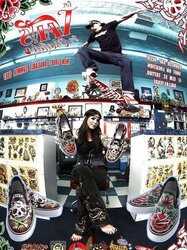 Kat Von D Sole Images
