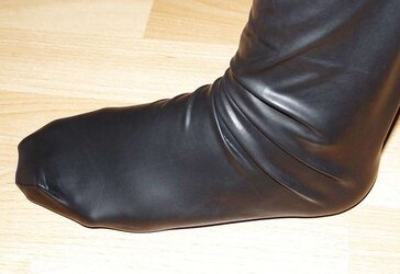 Wifes cool spandex leather wetlook glossy pantyhose