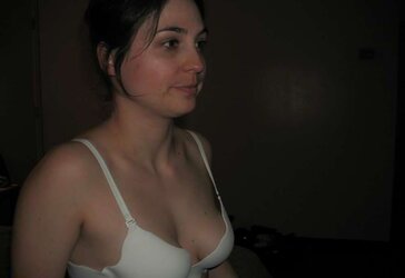 Trampy Turkish Housewife deepthroating Man Sausage