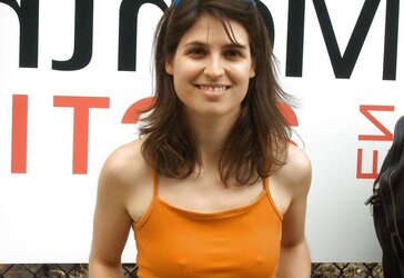 Trampy Turkish Housewife deepthroating Man Sausage
