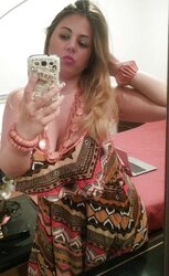 Tribute her