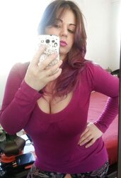 Tribute her