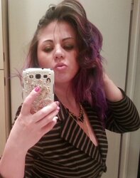 Tribute her