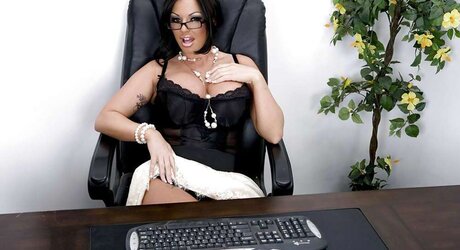 Kerry Louise - My Chesty Manager