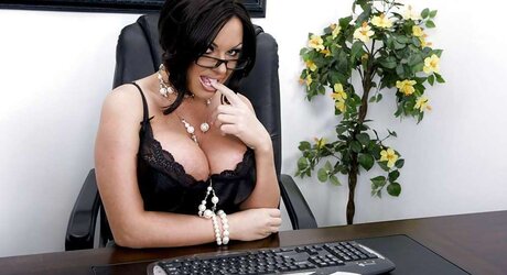 Kerry Louise - My Chesty Manager