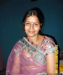 SUPUR SPLENDID AUNTY