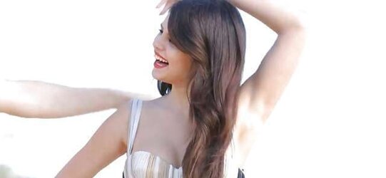 Selena Gomez su Harper