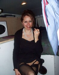 INSATIABLE HOUSEWIFE SYLVIE