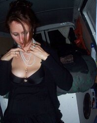 INSATIABLE HOUSEWIFE SYLVIE