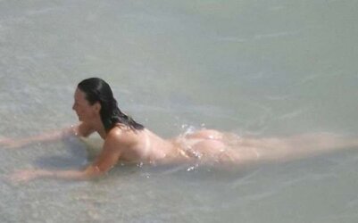 I am a horny naturist