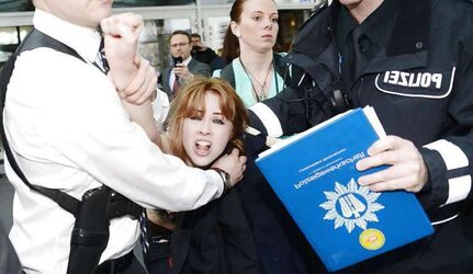 Putin meets Femen activists in Hannover