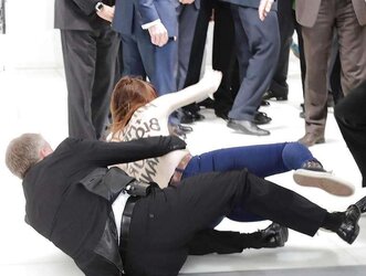 Putin meets Femen activists in Hannover
