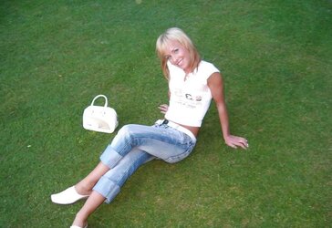 Cool Ash-Blonde Gets Laid