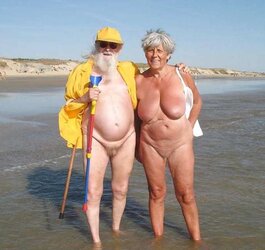 Bare couples ten.