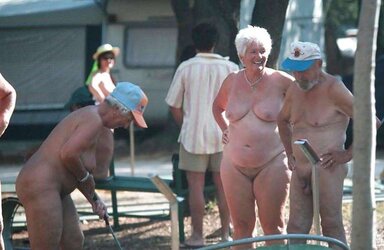 Bare couples ten.