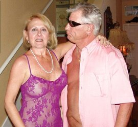 Bare couples ten.