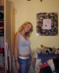 Blond damsel gets nude
