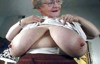 Uber-Sexy old damsels!