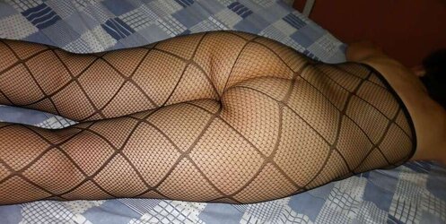 Mi Esposa Caliente en mallas