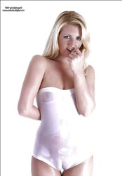 Lippenbekenntnisse Part1 (Cameltoe)