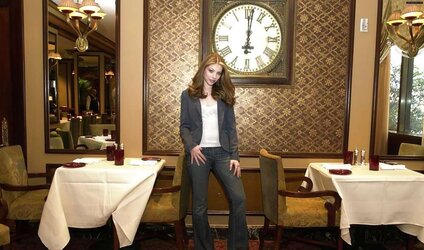 Michelle Trachtenberg - Taut DENIM, part