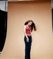 Michelle Trachtenberg - Taut DENIM, part