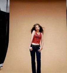 Michelle Trachtenberg - Taut DENIM, part