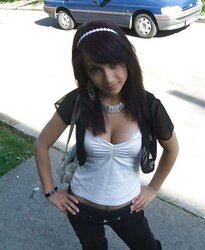 FACEBOOK PICTURES OF SUPER-STEAMY CHICKS V