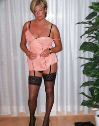Underwear mature femmes
