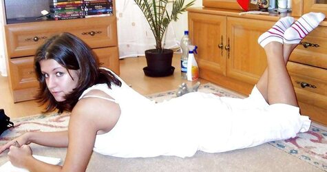 Nonude, voyeur , upskirt more housewife