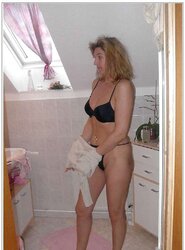 Mature Paramour 128... Moms With Plus-Plus Grade
