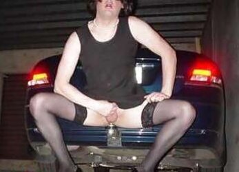 Sissy - Tammy Gets On All Fours