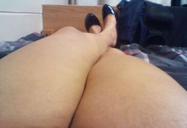 Wall of Shame: Immense Breezy With Cellulite Caked Booty