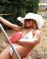 Inexperienced, atractive and bare at nudes-a-poppin