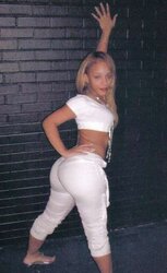 Beatifull stunner with beautifull Donk