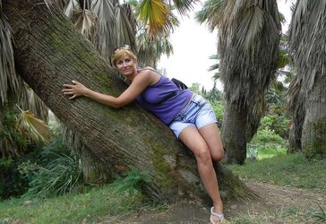 Super-Fucking-Hot gorgeous mature x
