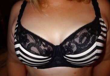 Beautiful Super-Hot Wifey