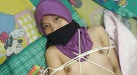 Melayu bogel