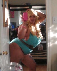 Carria Minuet Prude AKA Mz Golden Mammary aka Mz Cream Colored Cumz