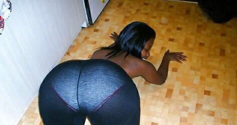 52 inch Thick African Ass