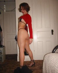 Amateurs elations 20 - Little teenager exhibitionist