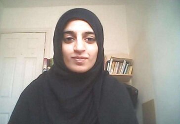 Beurette folle avec le hijab amina baisable du 77 melun